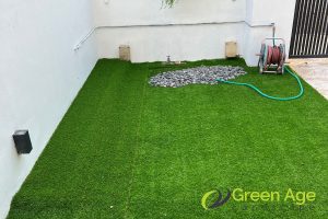 5 Common Fake Grass Issues in Singapore and How to Fix Them 2 heat-retention-5-common-fake-grass-issues-and-how-to-fix-them-fake-grass-greenage-landscaping-services-singapore